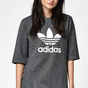 Medium adidas logo tee